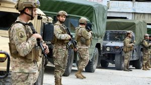 الدوام الكامل يربك العسكريين