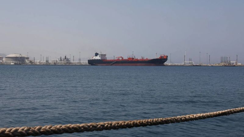 الشركات العالمية تدفع الثمن