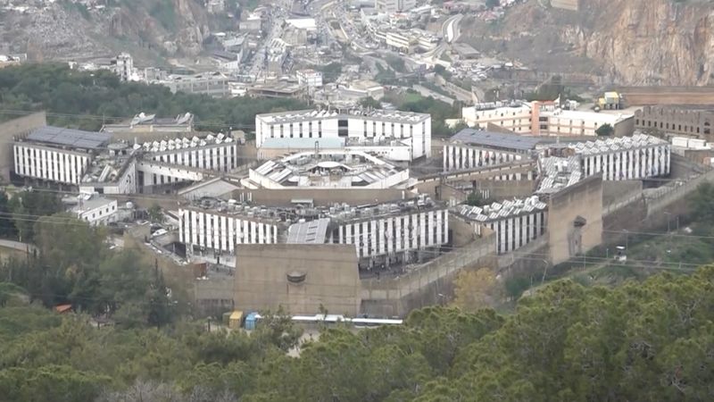 السجناء الاسلاميون يدعون إلى اضراب شامل!