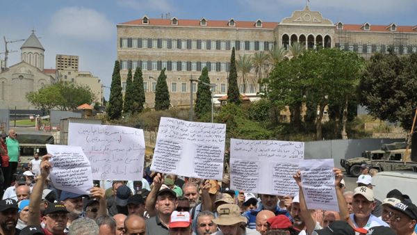 إلى أين تتجه الاحتجاجات بعد رأس السنة؟