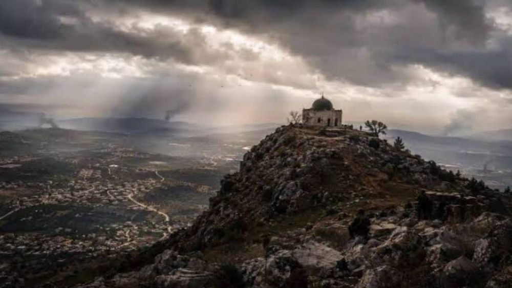 علي الطاهر سقطت!