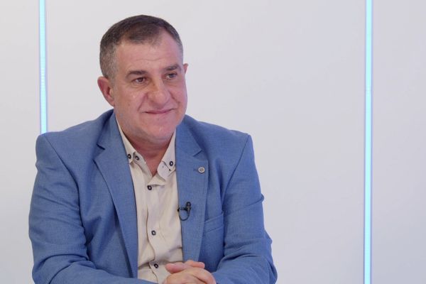 الجنوبيون يريدون السلام... صوت جنوبي شيعي يهزّ 