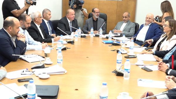 صفقة ستارلينك.. خفايا وشكوك حول الترخيص