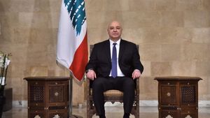 وزير على خلاف مع الرئيس عون... والمتضرّر منه سفيرة!