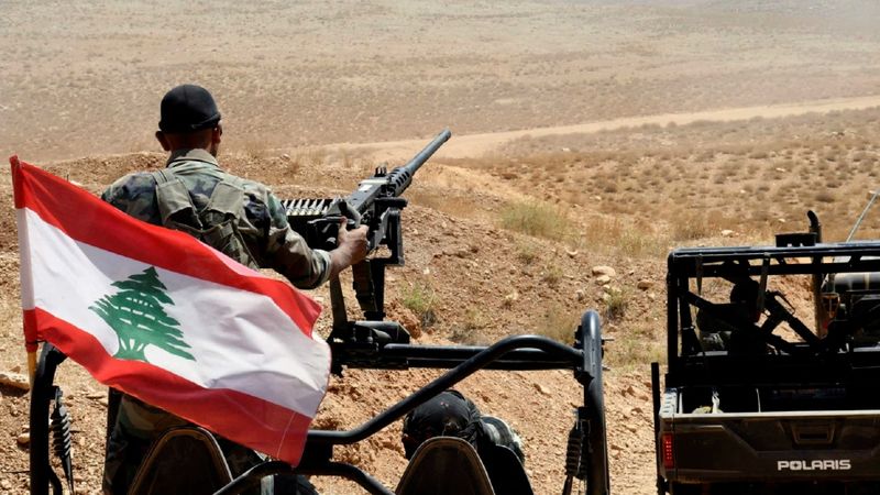 يد نصف ممدودة.. أميركا مقصّرة في دعم الجيش