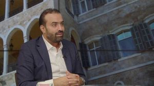 محمد يعقوب يذرف الدموع على السيد ويتحدث عن 