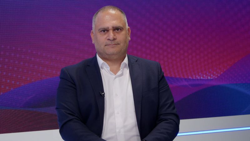 إنها الفرصة الأخيرة... نائب يطرح خارطة طريق "المرحلة الإنتقالية": لنستغل شهر العسل بين أميركا وإيران
 