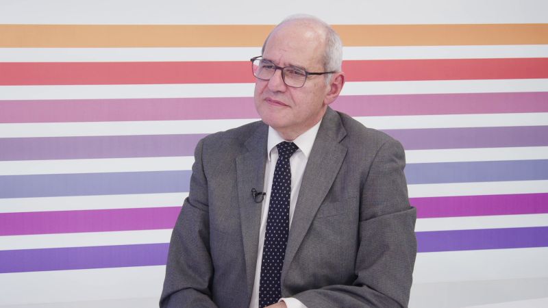 إلى الإنتحار در.. ملحم خلف يكشف "سيناريو 2026": لبنان بخطر كبير- هذه وصمة عار- استعدوا للعاصفة!