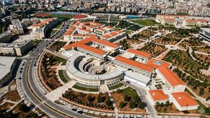 التجديد لرئيس الجامعة... من دون مساءلة؟ 