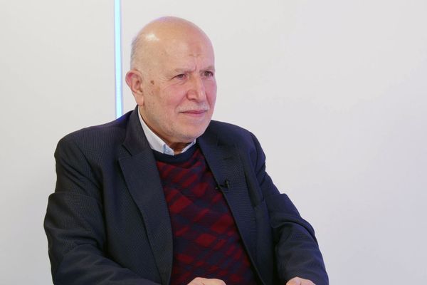 تهوّر ترامب سيحرق المنطقة والعالم.. تحالفات سريّة وتهديدات علنية وإسقاط النظام الإيراني هو الهدف
