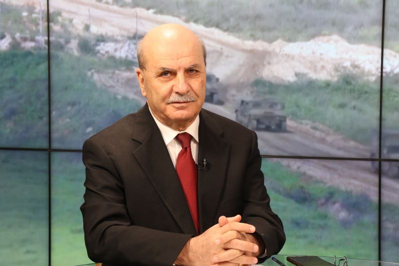 خطط الحرب الثالثة على لبنان جاهزة وايران ترفع جهوزية الحزب.. العميد خريش: على الشرع أن يُغلق الحدود!