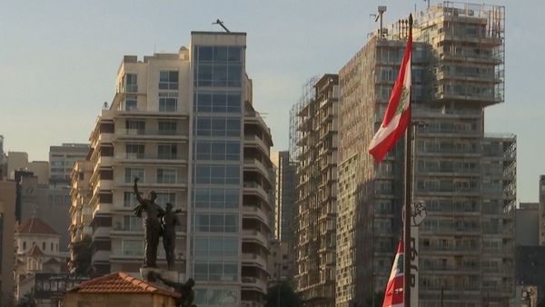 في بيروت.. تحركات دبلوماسية مكثفة رغم التصعيد 