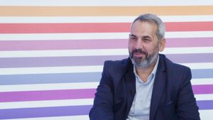 نائب الحزب يكشف المستور عن ألغام الرسائل الإسرائيلية ويرد على تهويل براك: سنواجه أي خطر قادم!
