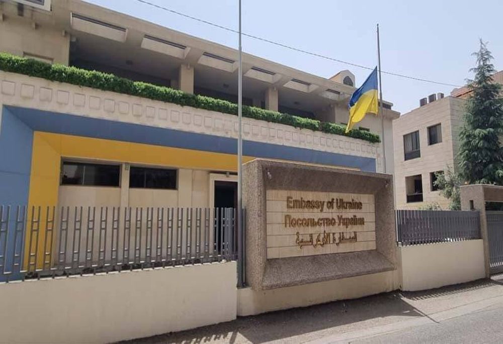 لبنان يطالب أوكرانيا بتسليم 