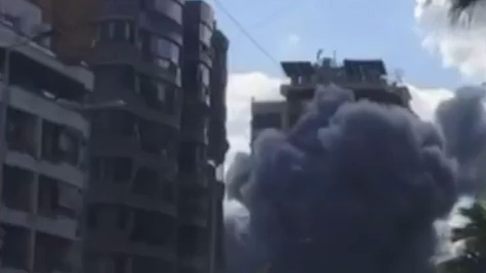 في بيروت... مئة برج تحت النار