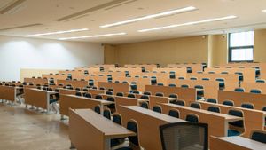 جامعة تهتز بفضيحة مخدرات.. والقضاء يضرب بيد من حديد