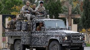 هل الجيش مقيّد بخطوط حمراء سياسية؟