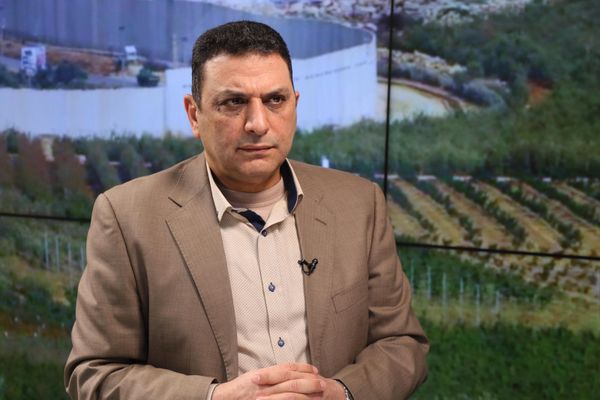 قوة بريطانية سرية تهز لبنان- مس شيطاني سيضرب السنة والشيعة - فضيحة للموساد ونسائه- مفاجأة داخل الحزب