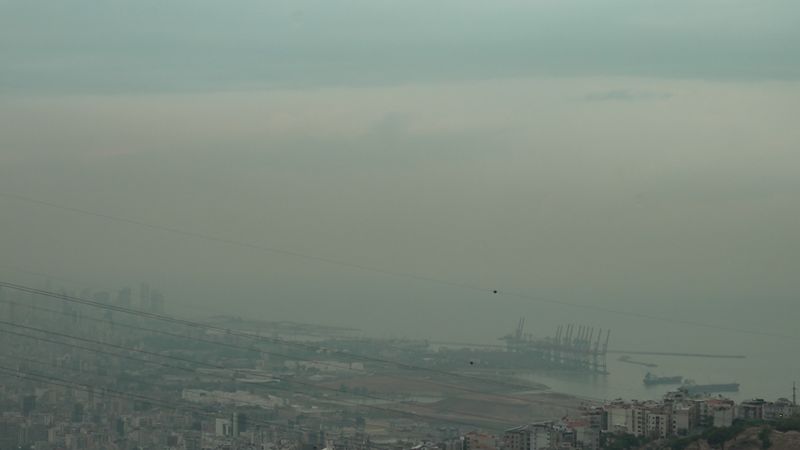 الشتوة الاولى.. فوضى كبيرة في شوارع بيروت 