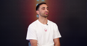 بعد تصريح مازن طبارة وأحمد فران سيرجيو درويش يحسم الجدل.. "زعلت من اكرم حلبي وانا ضحيت للمنتخب"

