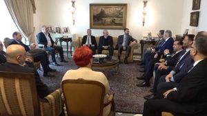 الوحدة الوطنية… عنوان جولة اللقاء الديمقراطي