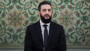 بعد تصريحات مثيرة للجدل... الشرع يعتذر