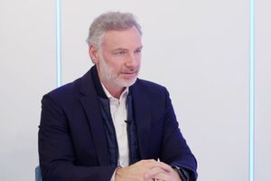 أبو سليمان يفتح ملف قانون الفجوة