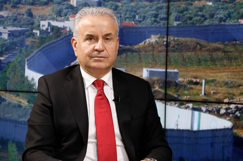 معلومات غير مطمئنة: نائب لبناني ينقل كلاما خطيرا عن "عودة الحرب" ومؤامرة "دمشق-بيروت" ومدافن القوات!
