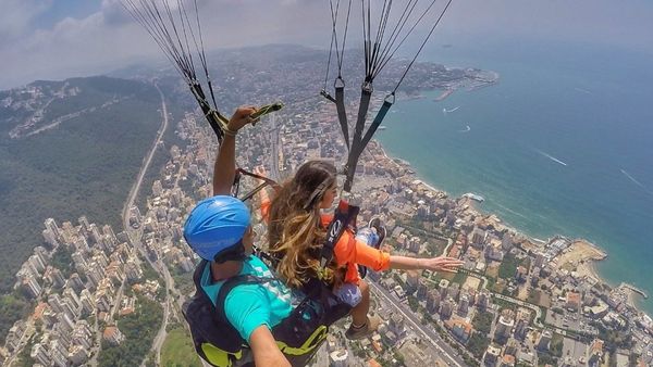 الخلافات تعصف برياضة الطيران الشراعي في لبنان