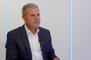 قرار مصيري سيُتخذ والمقاطعة غير مبررة... جنرال يكشف المستور في انقسام الحزب: تدخل إيراني غير مسبوق!
