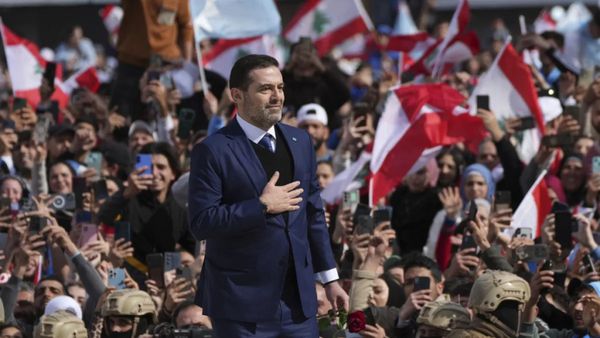 الحريري يحرر 