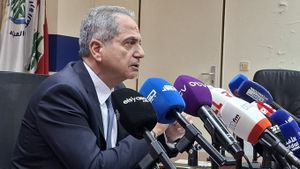 من ورقة ضغط إلى مأزق... اعتكاف الصدّي يرتد على "القوات"