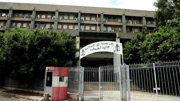 تحديات القضاء.. مصير القذافي بين القرار والتأجيل