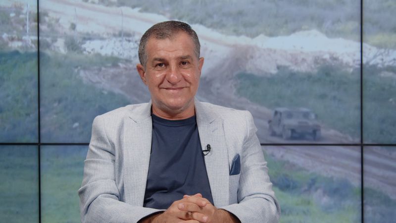 بعد 5 أيام في الاعتقال... شعيب يكشف أخطر كواليس علي الطاهر "صفقة سقطت بعد رفض إيران"