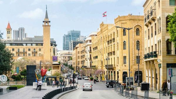 لبنان يقف عند مفترق طرق..  ماذا بعد الخامس من آذار؟