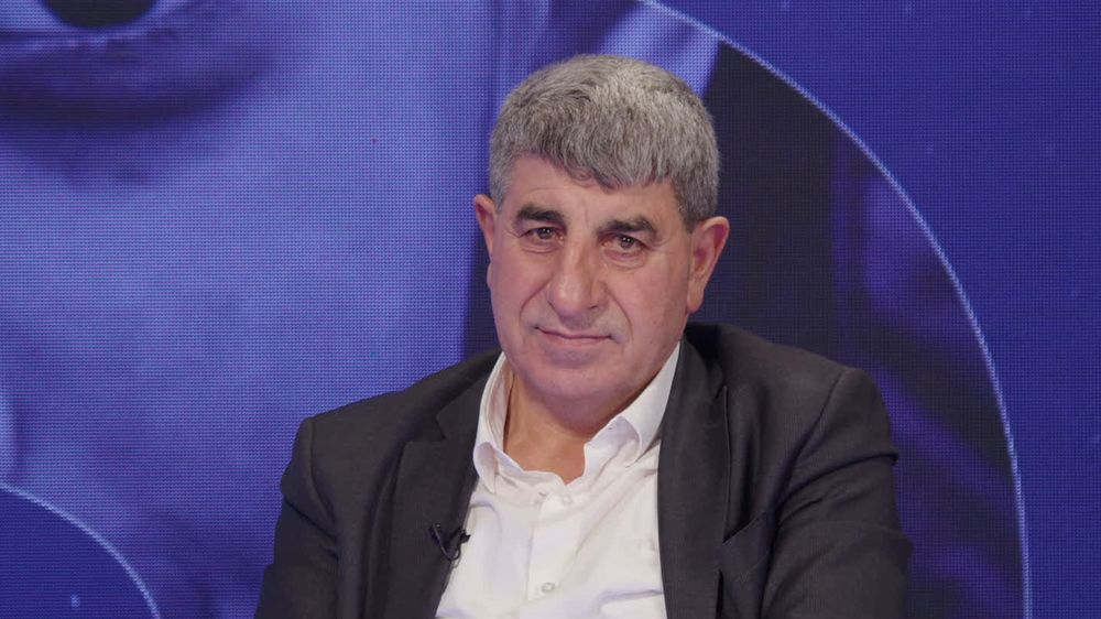 طليس يردّ على الصدي  