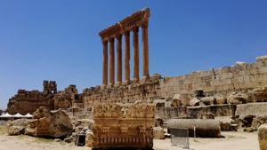 وزارة الثقافة تنفي مزاعم استخدام قلعة بعلبك كمخزن أسلحة