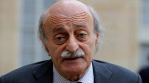 الواقع في ميزان وليد جنبلاط 