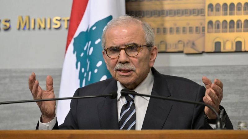 سلام يؤكد دعم لبنان للسعودية