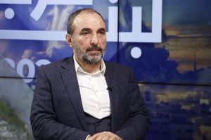 من تهجير الجنوبيين إلى استهداف القيادات... لبنان أمام لحظة القرار- إيران وحيدة والجنوب في الميزان
