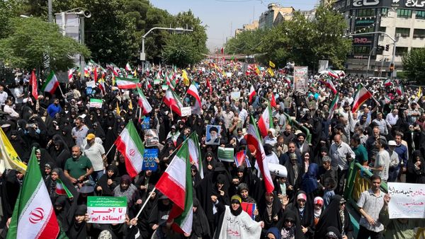 على وقع الأحداث في المنطقة.. تظاهرات حول العالم