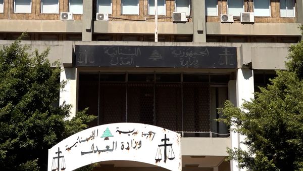 ما الذي ينتظر أبو عمر في أروقة القضاء؟