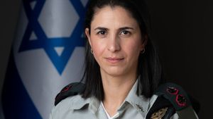 كابتن ايلا بلهجة ساخرة: welcome to lebanon