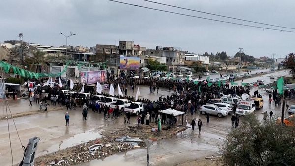 ترامب عن غزة: للتحرك وإلا كل الاحتمالات واردة