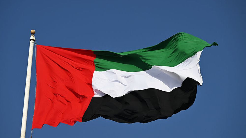 الامارات توضح قرارها