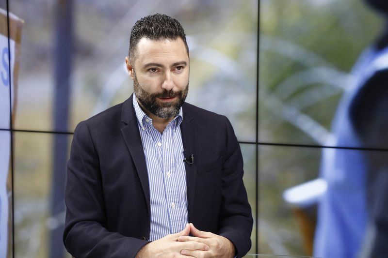بين مستنقع الشرق وقبة البرلمان... طوني بولس يتوعّد برّي بالمواجهة ويفضح لعبة لواء الجنوب!
