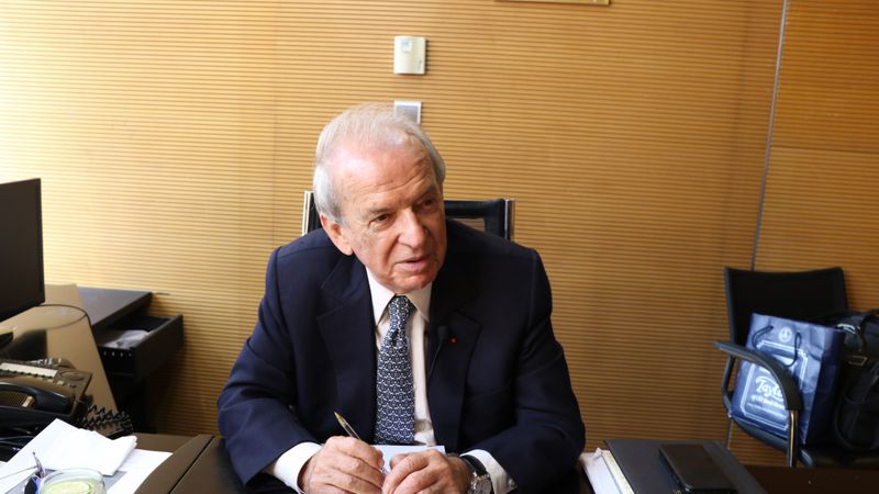 خرق من الباب الواسع: حمادة على قناة إسرائيلية!