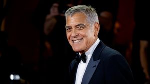 سجال علني بين ترامب وكلوني 