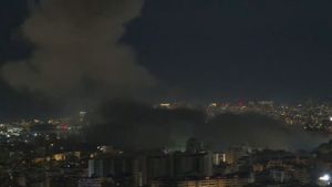 اسرائيل تستهدف عدة مواقع في الضاحية الجنوبية والبقاع