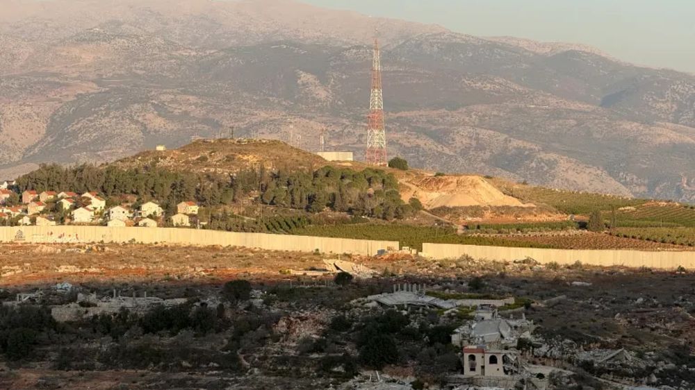 الحزب بين حسابات الداخل وضغوط الخارج 